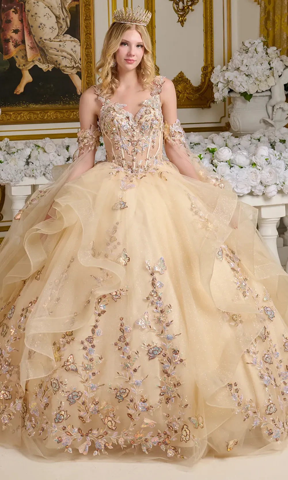 Elizabeth K GL3648 - Tüll-Ballkleid mit V-Ausschnitt und Schmetterlingsdetails – Farbe Champagner